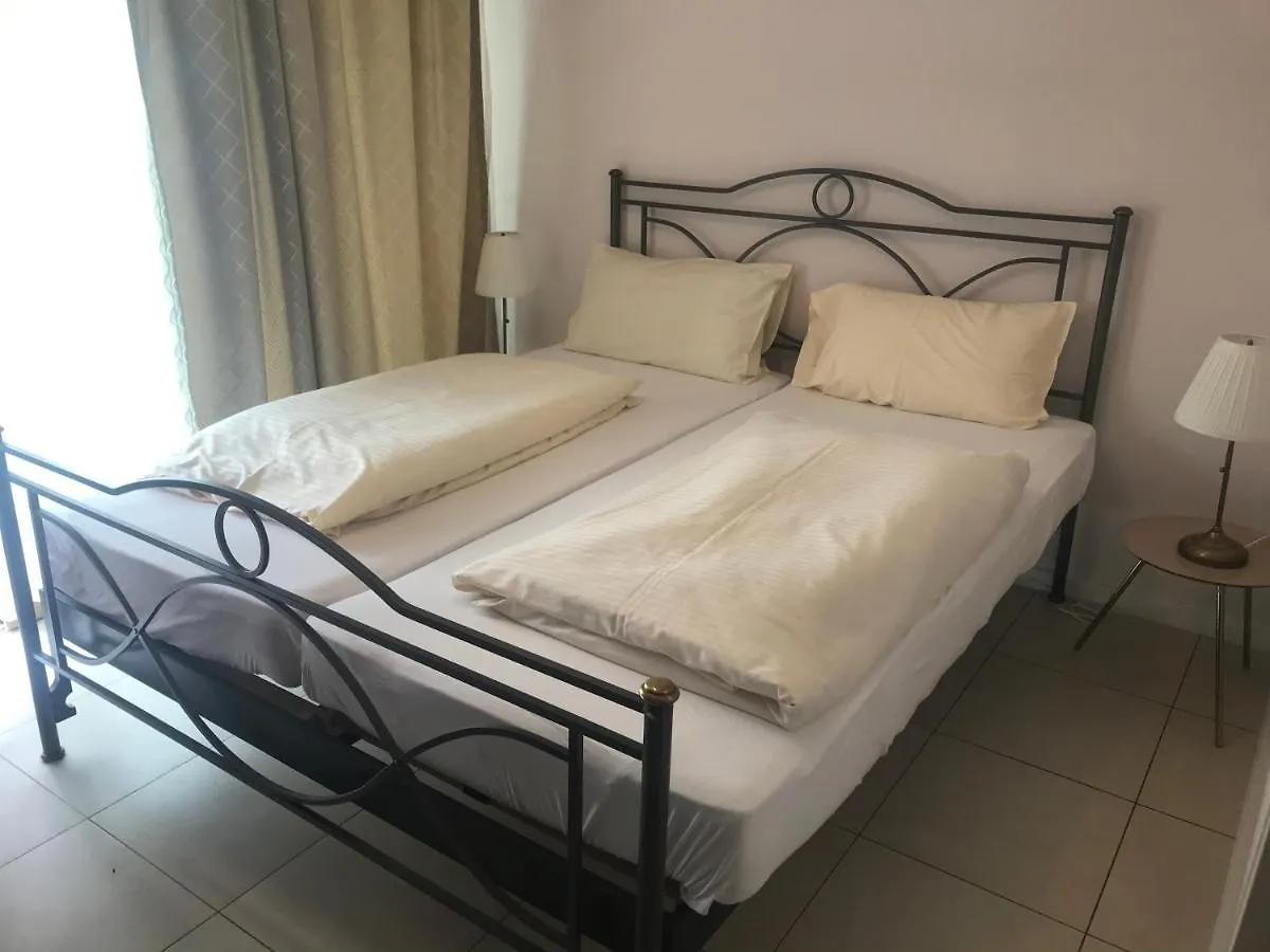 Baynunah Suites Aparthotel ミュンヘン 0*,