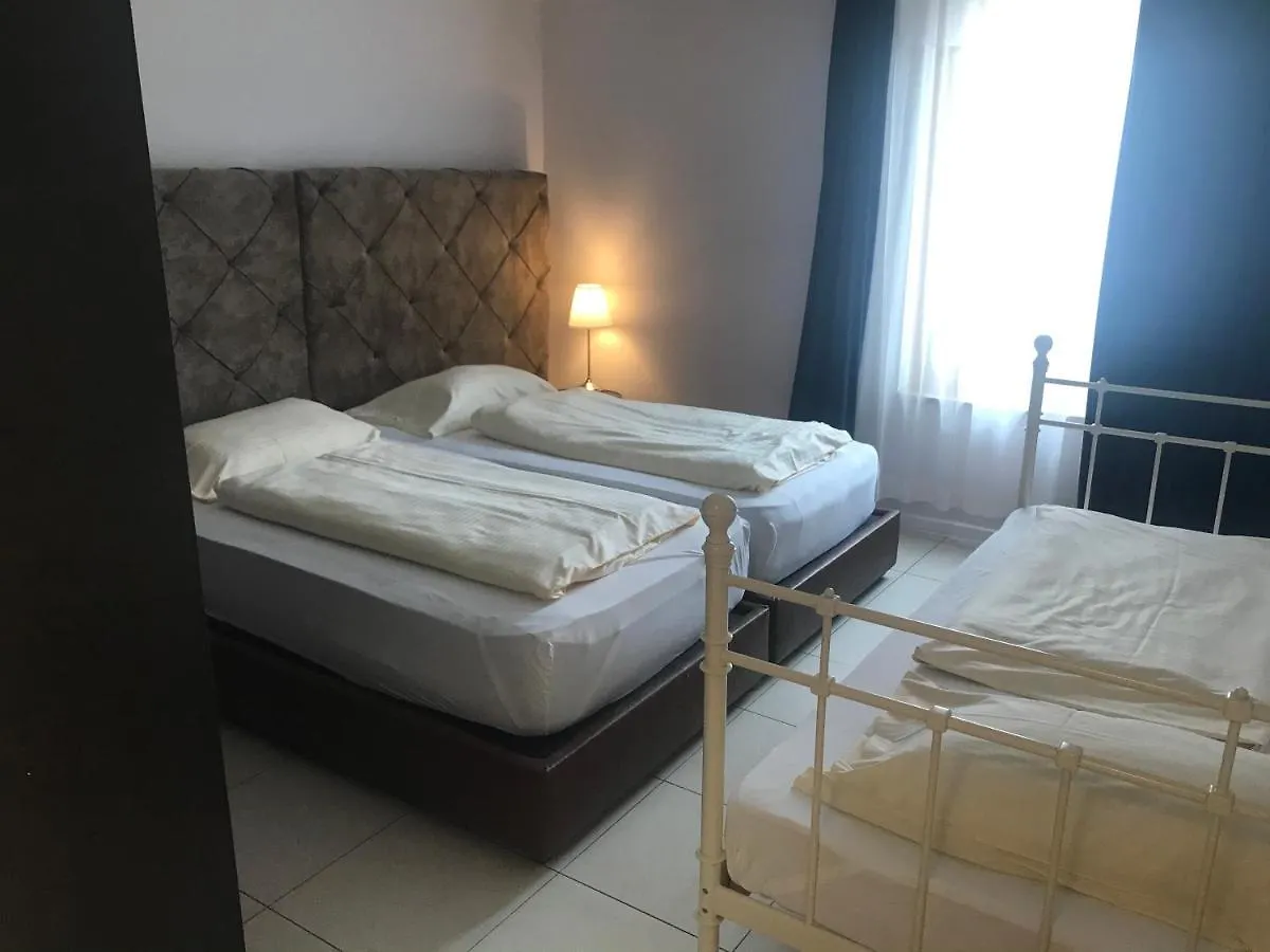 Baynunah Suites Aparthotel Monaco di Baviera